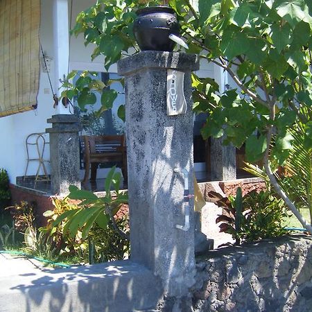 Alur Beach Homestay Amed Buitenkant foto