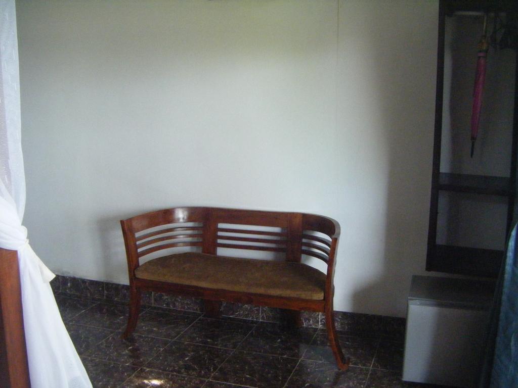 Alur Beach Homestay Amed Kamer foto