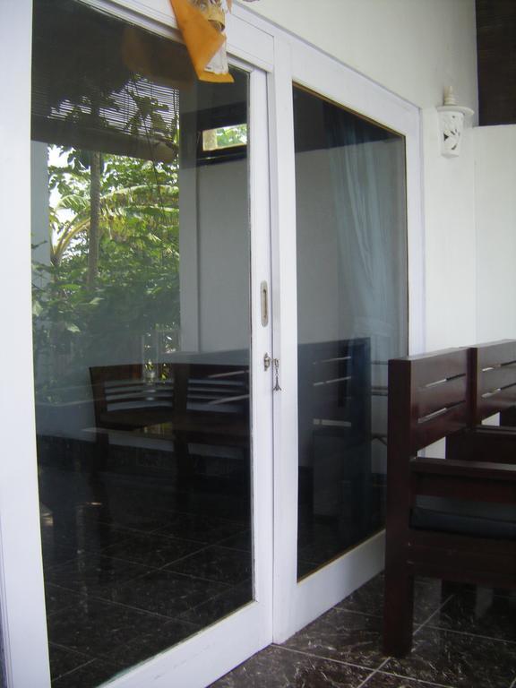 Alur Beach Homestay Amed Kamer foto