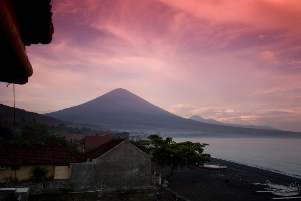 Alur Beach Homestay Amed Kamer foto