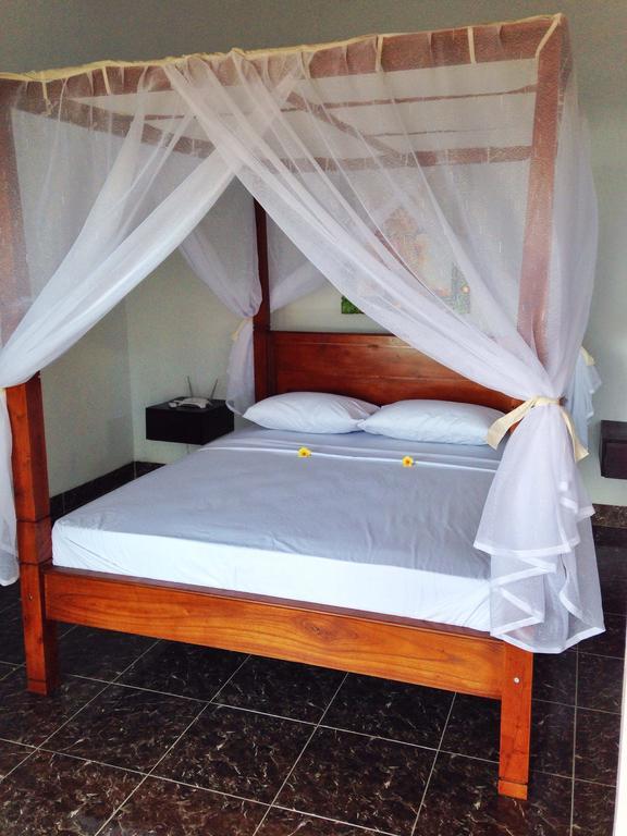 Alur Beach Homestay Amed Kamer foto
